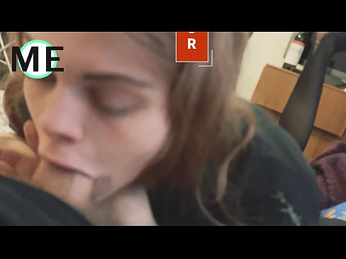 ❤️ Bo'g'iz bo'shlig'i, yirtilgan külotlu çoraplar va yirtilgan poshnalar bilan tanishish yoqimli ❌ seks bizda uz.hentai-menu.ru